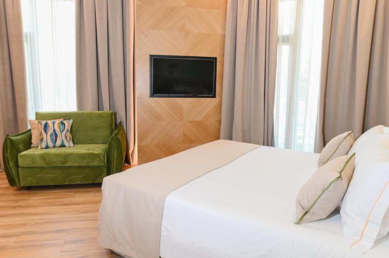 White Hill Hotel, Spa & Conferences Драч Екстериор снимка