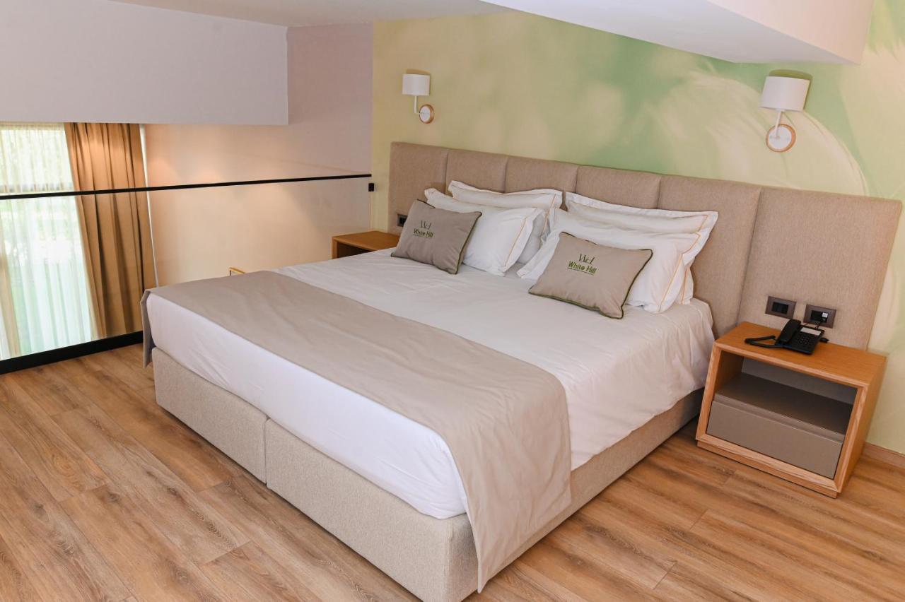 White Hill Hotel, Spa & Conferences Драч Екстериор снимка