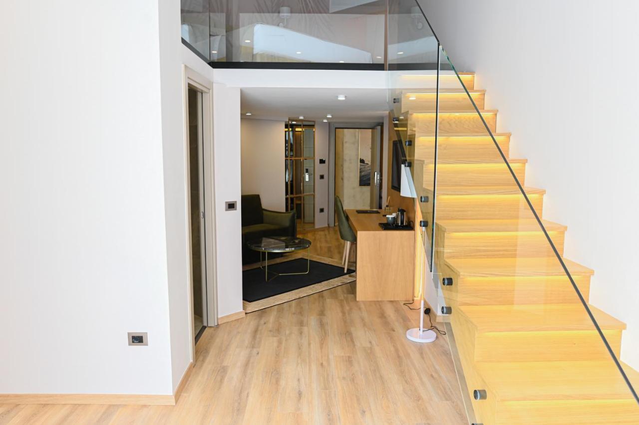White Hill Hotel, Spa & Conferences Драч Екстериор снимка