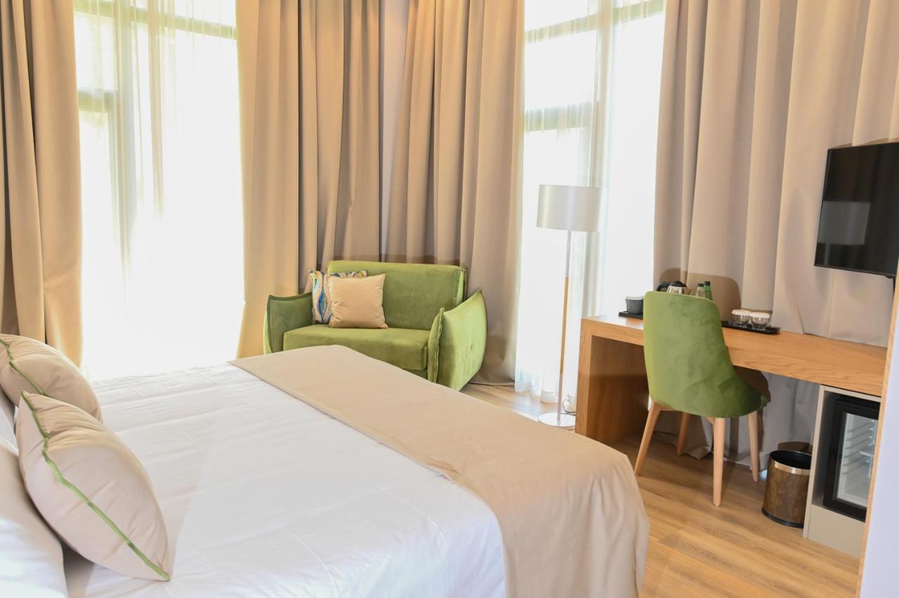 White Hill Hotel, Spa & Conferences Драч Екстериор снимка