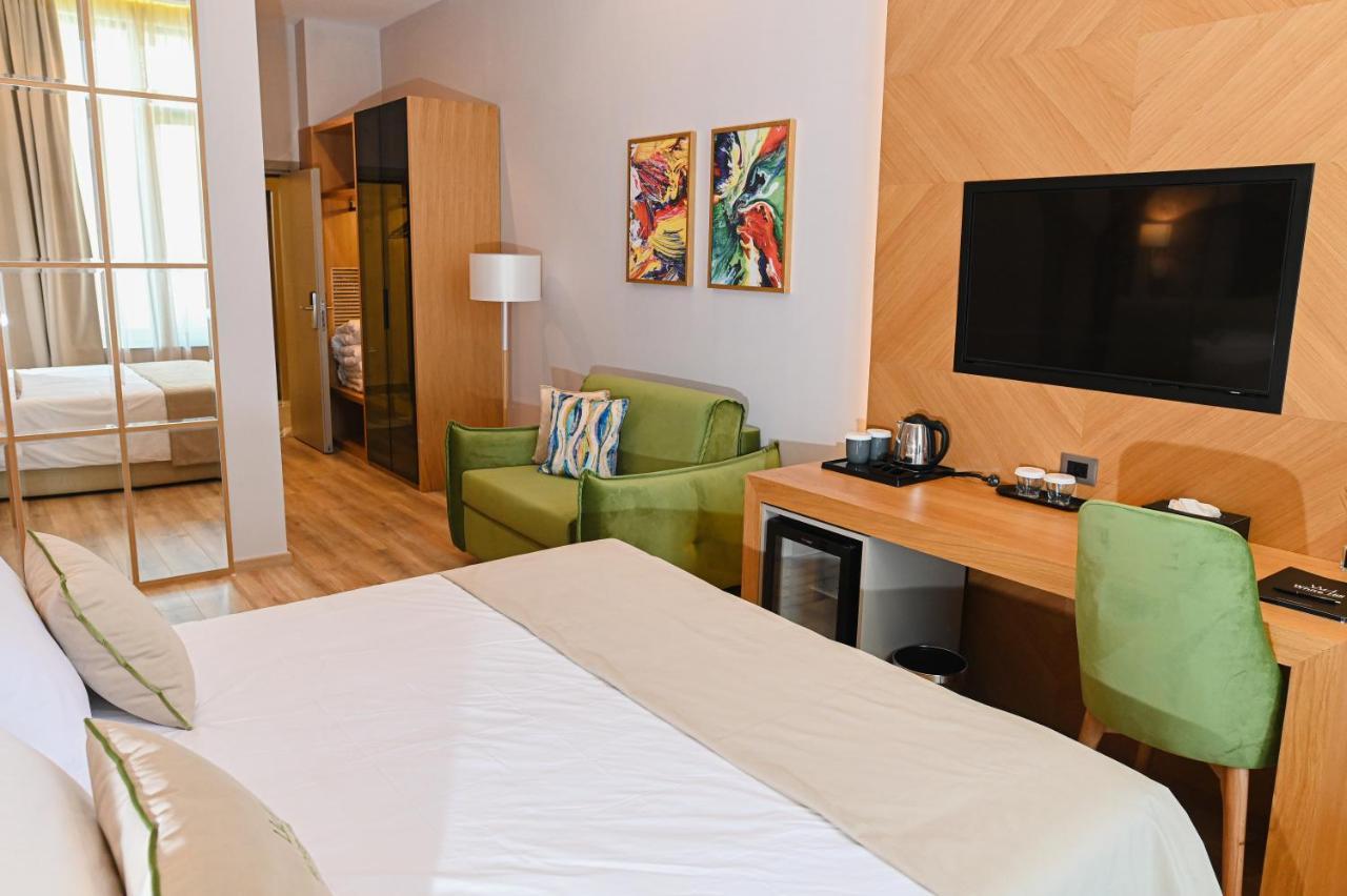 White Hill Hotel, Spa & Conferences Драч Екстериор снимка