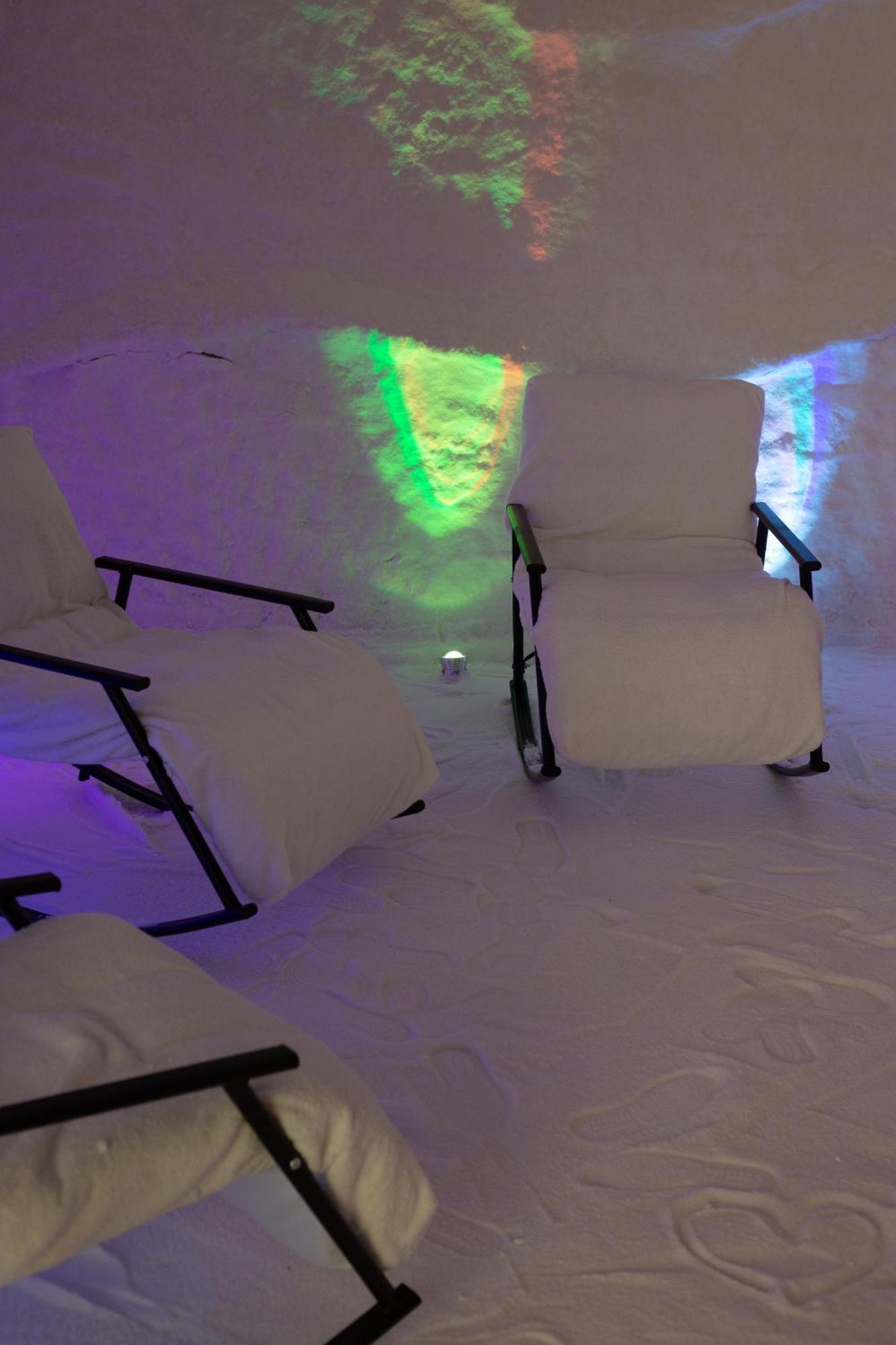 White Hill Hotel, Spa & Conferences Драч Екстериор снимка