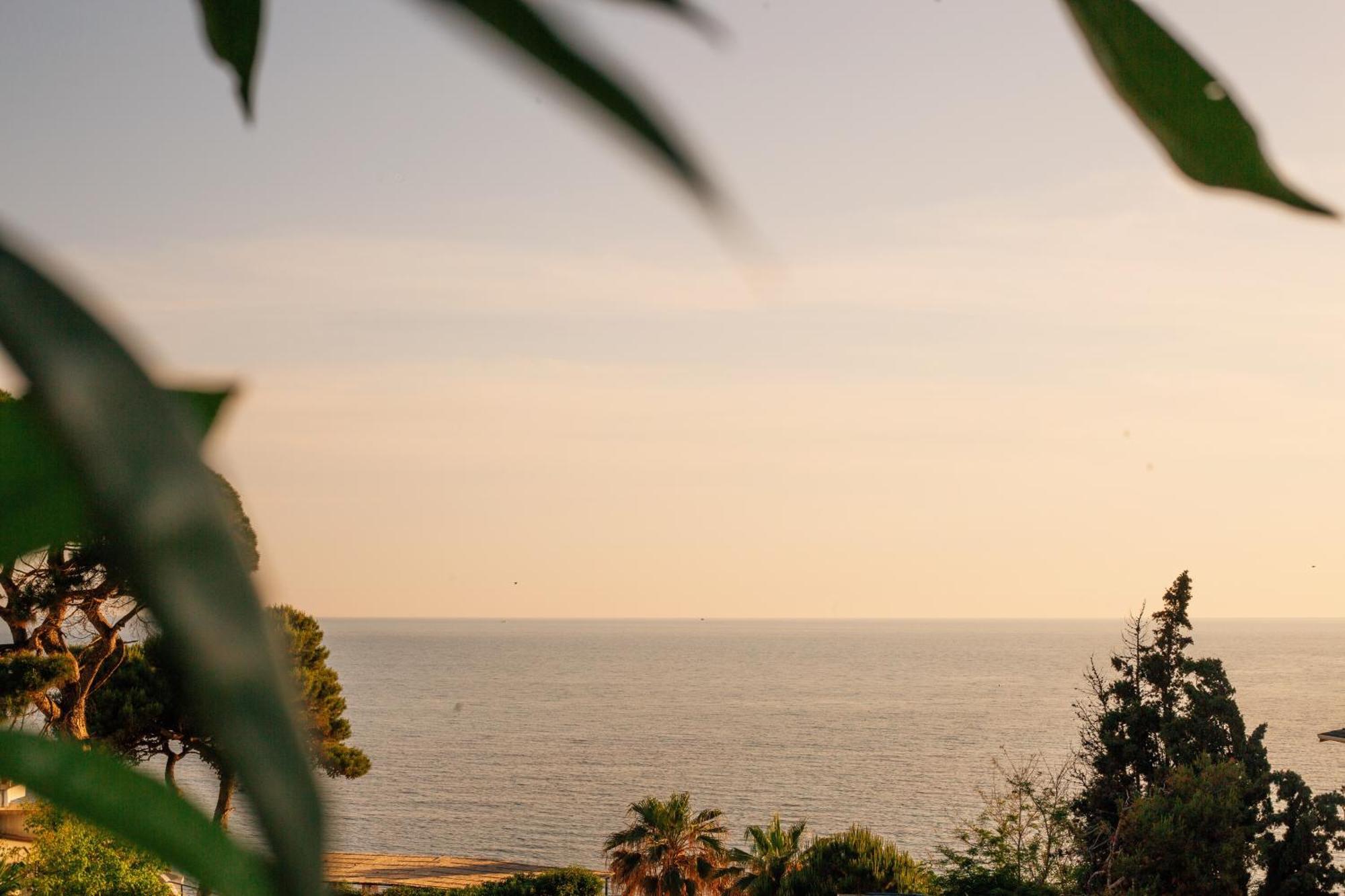 White Hill Hotel, Spa & Conferences Драч Екстериор снимка