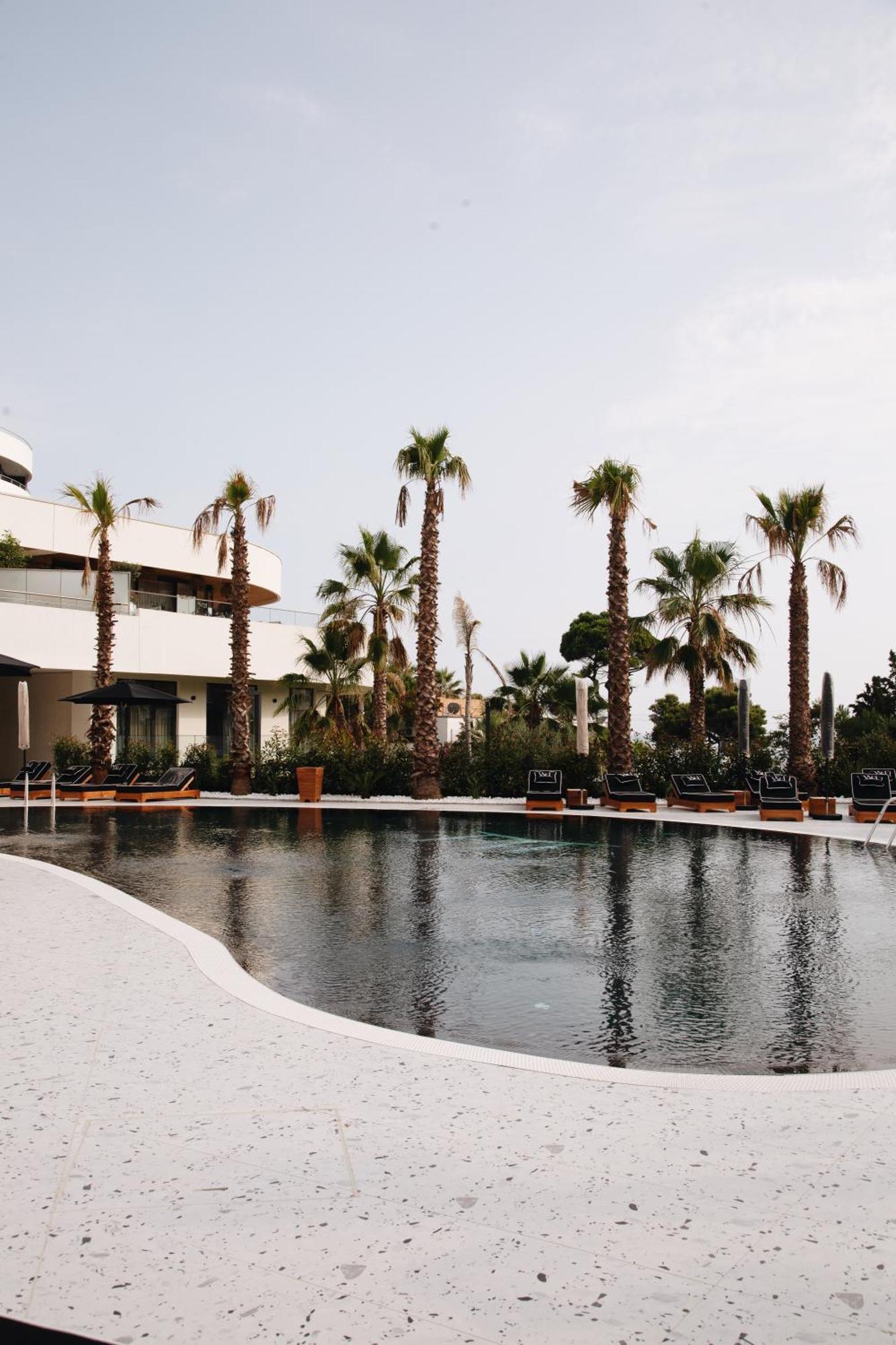 White Hill Hotel, Spa & Conferences Драч Екстериор снимка
